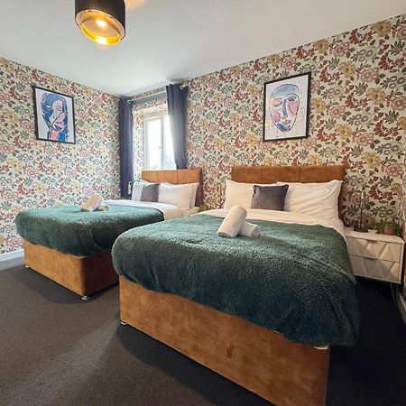 Luxury Boutique Apartments Block Free Street Parking Hounslow Esterno foto